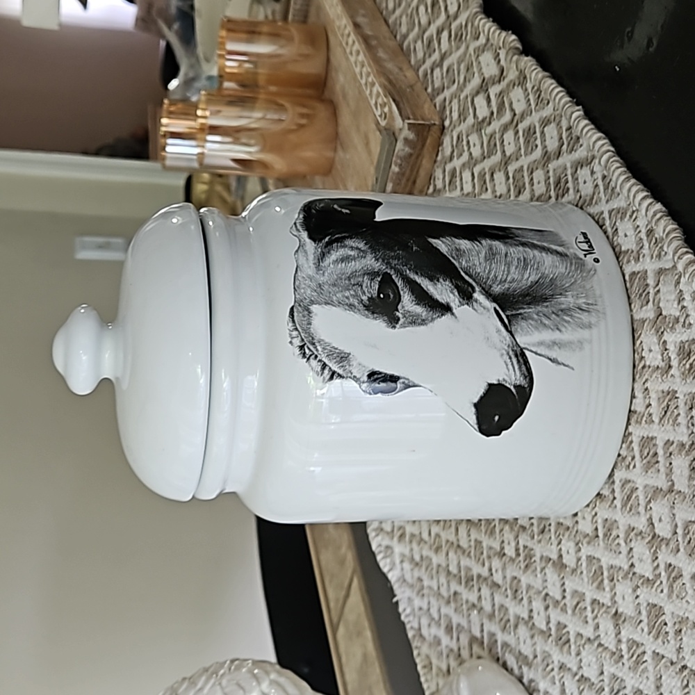 The Best Of Show Rosalinde Special Collector's Edition Cookie Jar